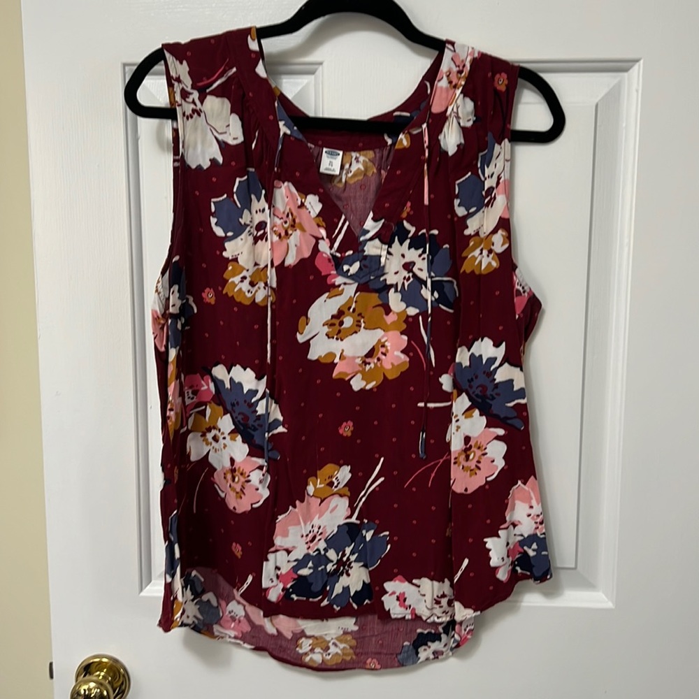Old Navy floral tank top/blouse